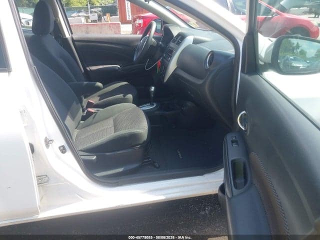 2018 NISSAN VERSA 1.6 SV 5