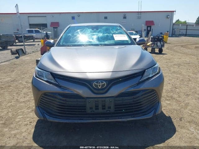 2018 TOYOTA CAMRY LE 13