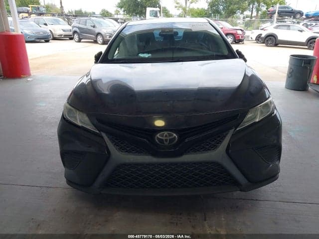 2020 TOYOTA CAMRY SE 12