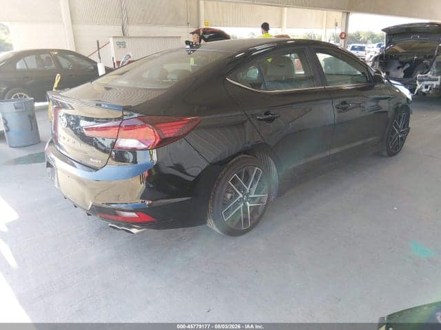 2020 HYUNDAI ELANTRA SPORT 4