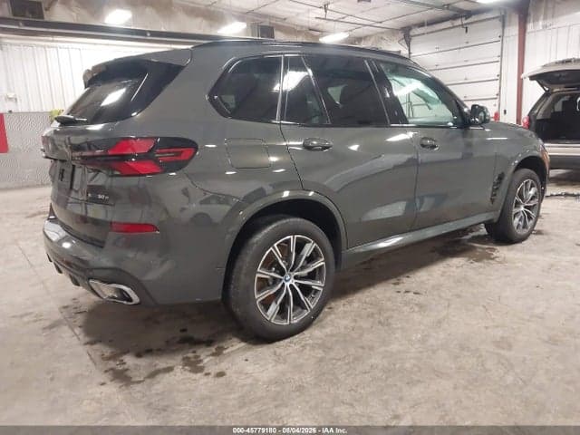 2025 BMW X5 PHEV XDRIVE50E 4