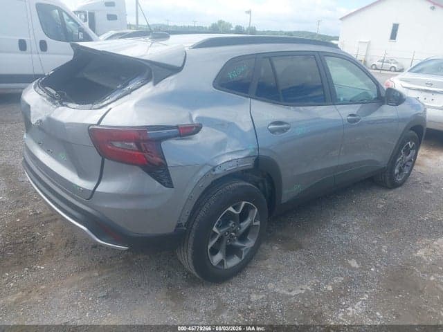 2025 CHEVROLET TRAX FWD LT 4