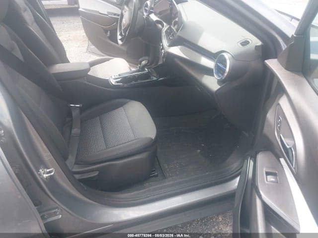2025 CHEVROLET TRAX FWD LT 5