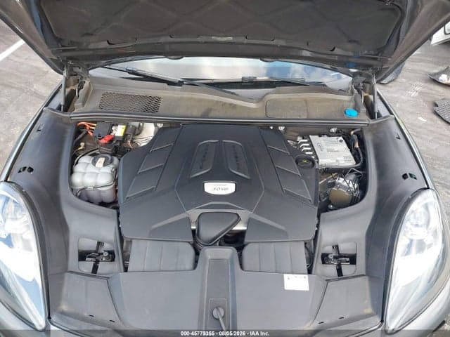 2021 PORSCHE CAYENNE 10