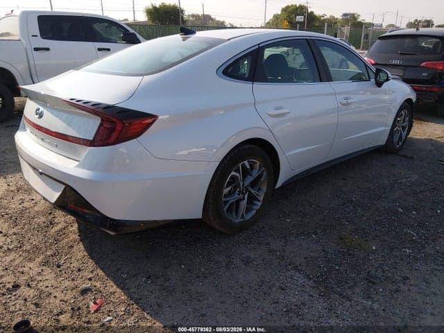 2021 HYUNDAI SONATA SEL 4
