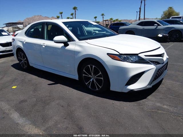 2020 TOYOTA CAMRY SE - 1