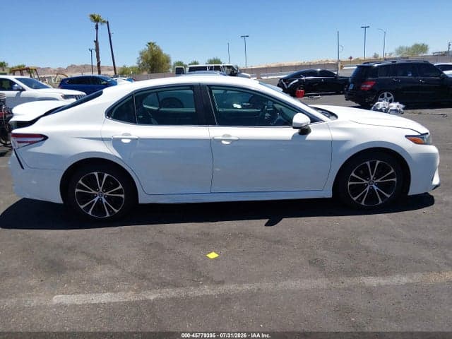 2020 TOYOTA CAMRY SE 13