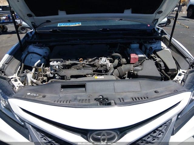 2020 TOYOTA CAMRY SE 10
