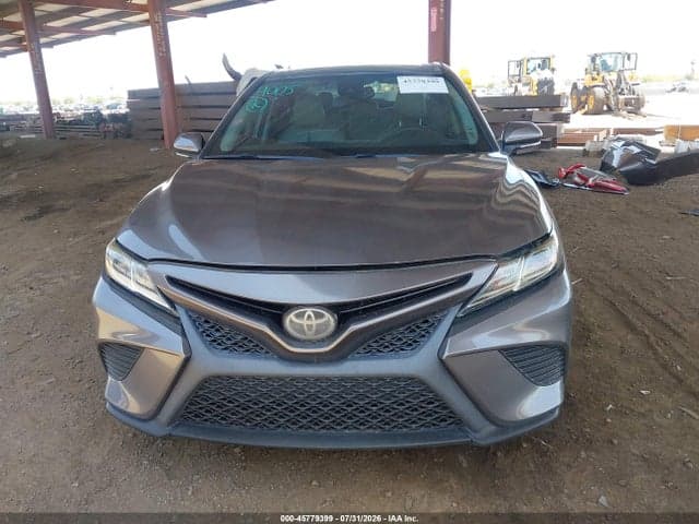 2019 TOYOTA CAMRY SE 13