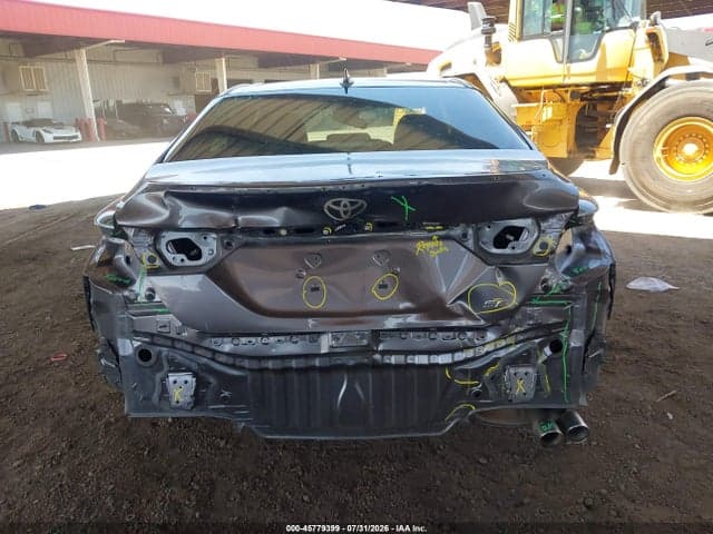 2019 TOYOTA CAMRY SE 6