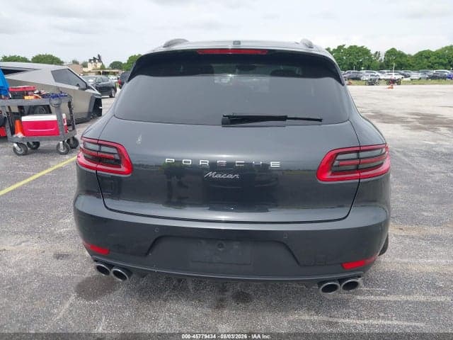 2018 PORSCHE MACAN SPORT EDITION 16