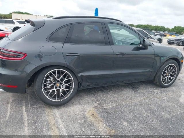 2018 PORSCHE MACAN SPORT EDITION 6