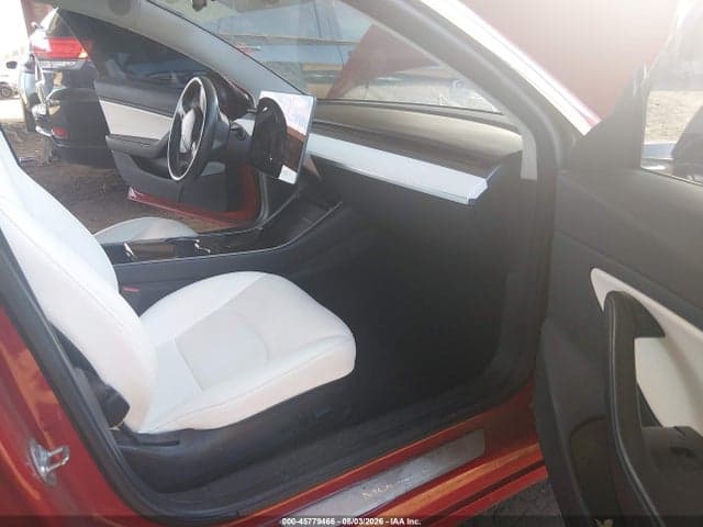 2018 TESLA MODEL 3 LONG RANGE/PERFORMANCE 5