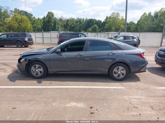 2025 HYUNDAI ELANTRA SE 14