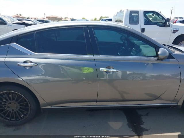 2021 NISSAN ALTIMA SL FWD 13