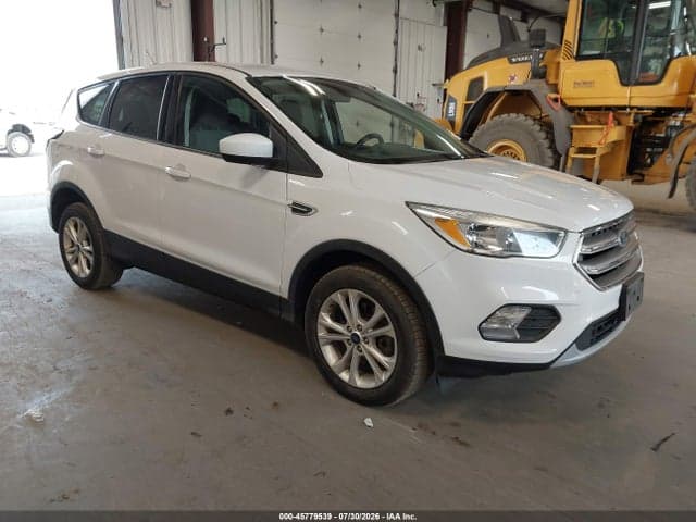 2017 FORD ESCAPE SE 1