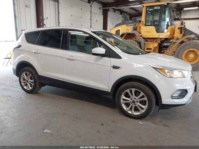 2017 FORD ESCAPE SE 6