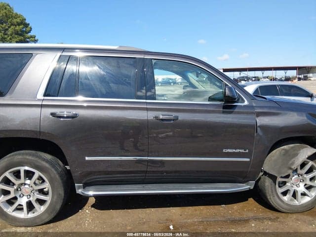 2017 GMC YUKON DENALI 13