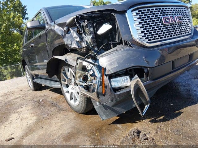2017 GMC YUKON DENALI 21