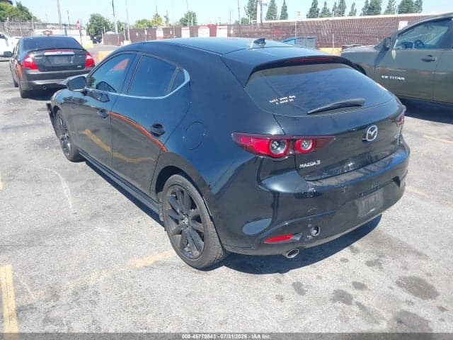 2021 MAZDA MAZDA3 PREMIUM 3