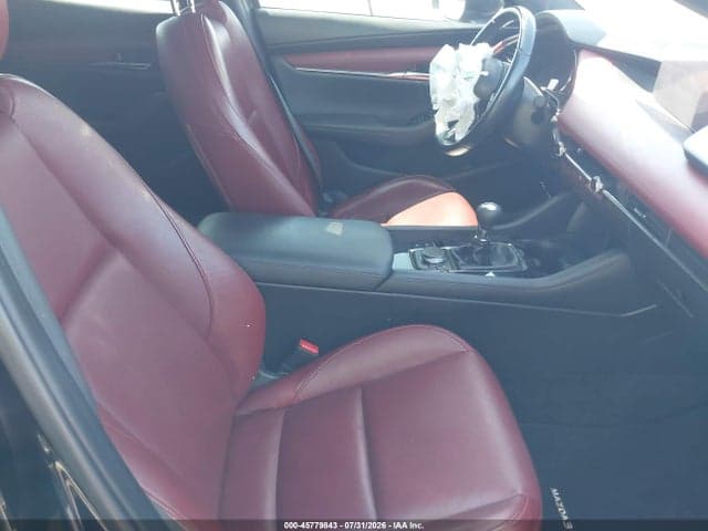 2021 MAZDA MAZDA3 PREMIUM 5