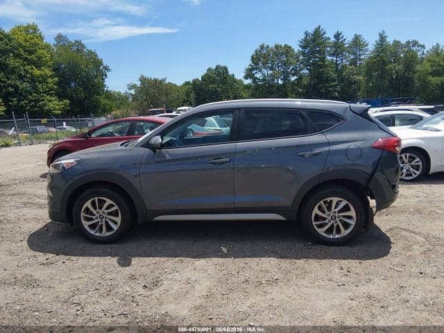 2017 HYUNDAI TUCSON SE 14