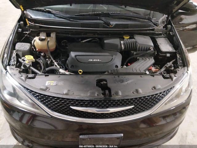 2017 CHRYSLER PACIFICA TOURING 10