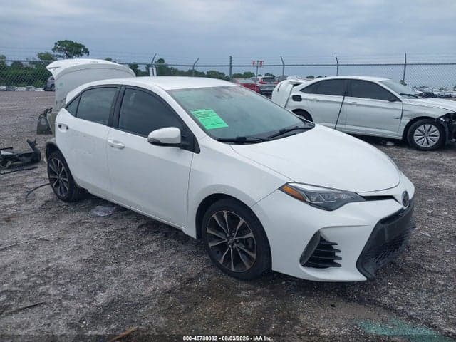 2018 TOYOTA COROLLA SE - 1