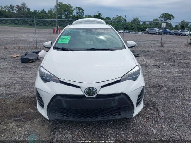 2018 TOYOTA COROLLA SE 12