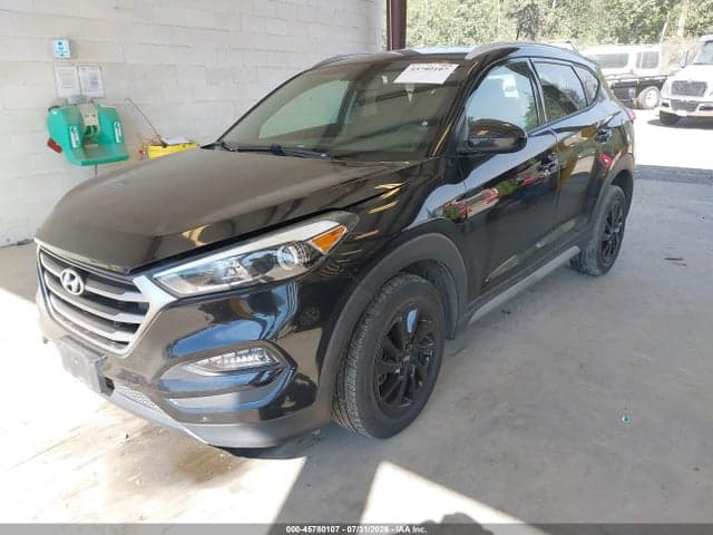 2017 HYUNDAI TUCSON SE 2