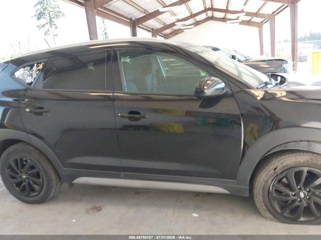 2017 HYUNDAI TUCSON SE 13