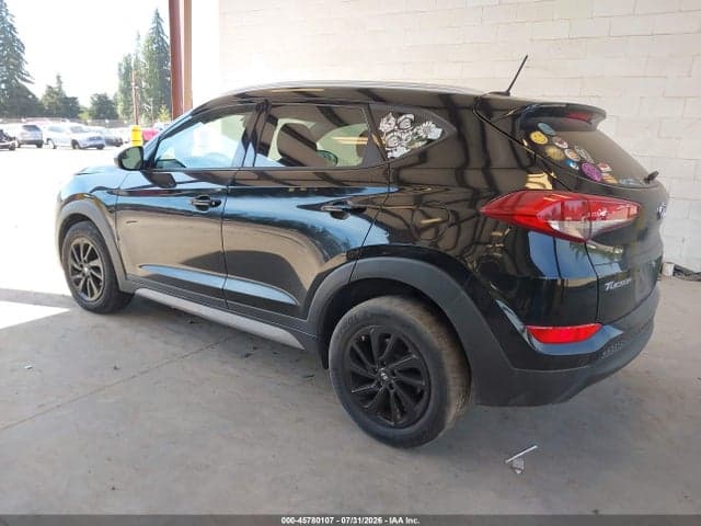 2017 HYUNDAI TUCSON SE 3