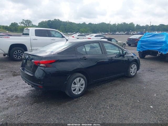 2021 NISSAN VERSA S XTRONIC CVT 4