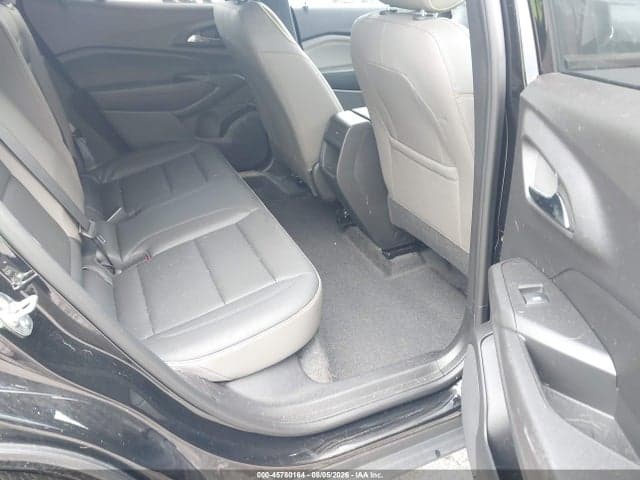 2025 CHEVROLET TRAX FWD ACTIV 8
