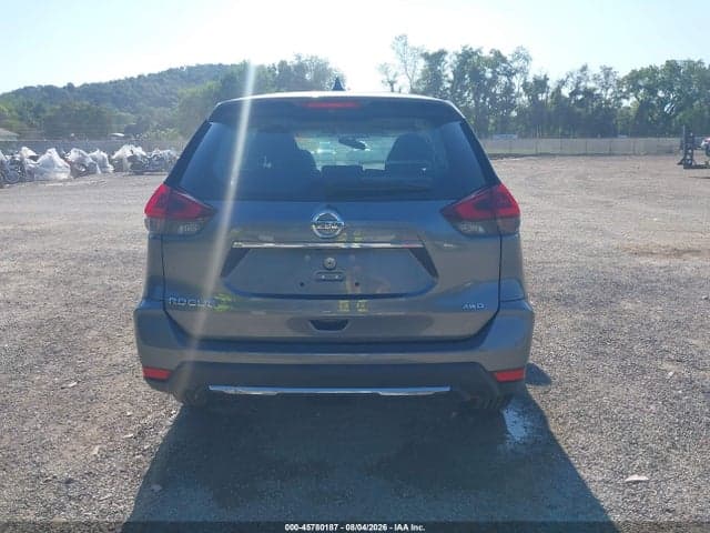 2018 NISSAN ROGUE S 16