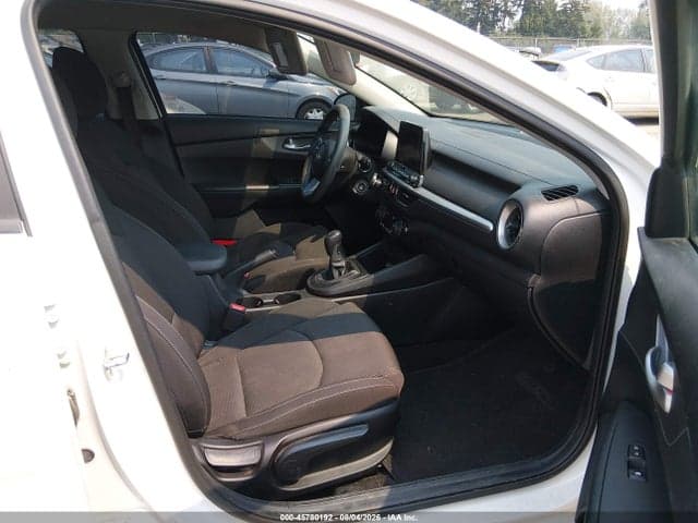 2019 KIA FORTE FE 5