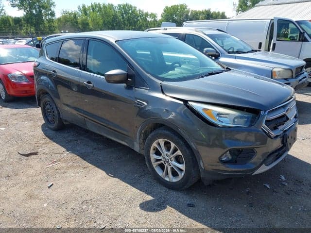2017 FORD ESCAPE SE - 1