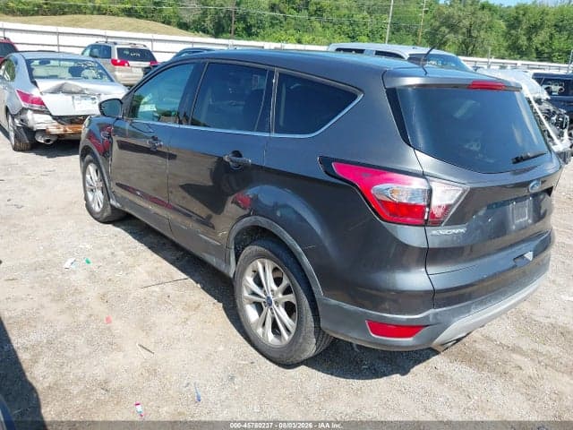 2017 FORD ESCAPE SE 3