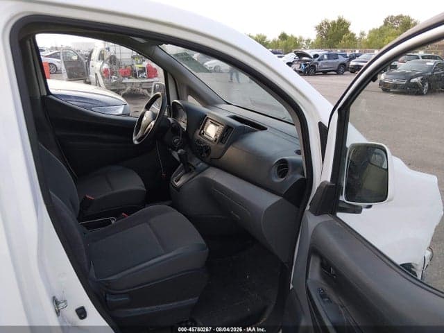 2019 NISSAN NV200 SV 5