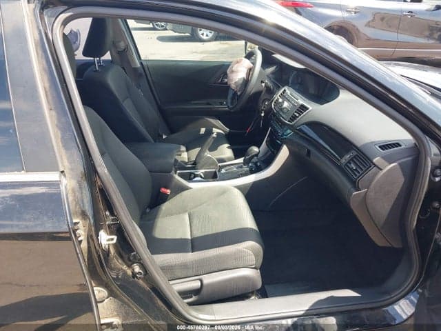 2017 HONDA ACCORD LX 5