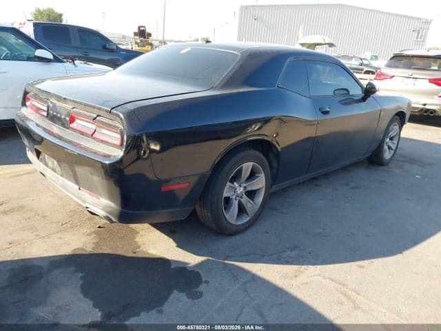 2017 DODGE CHALLENGER SXT 4