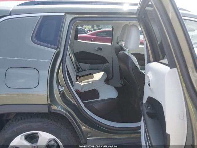 2021 JEEP COMPASS LATITUDE FWD 8