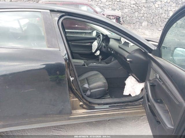 2019 MAZDA MAZDA3 PREFERRED PACKAGE 5