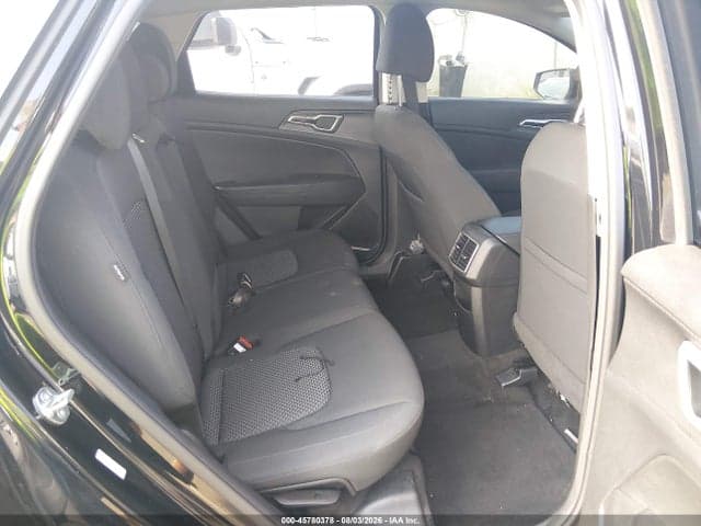 2025 KIA SPORTAGE LX 8