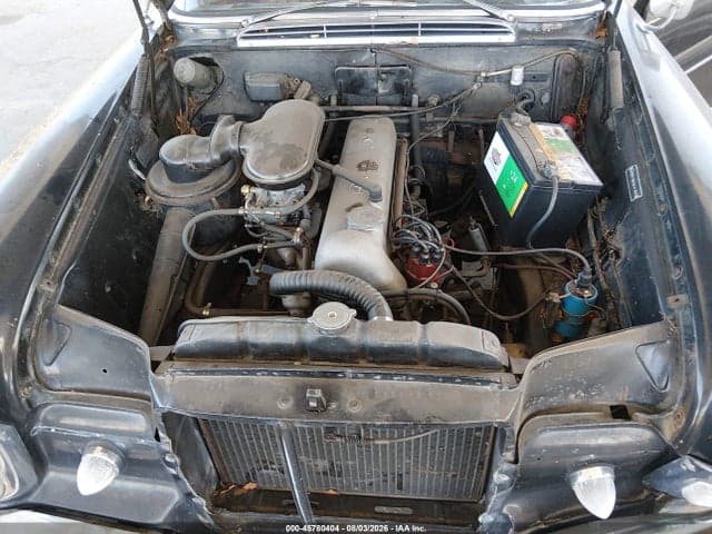 1961 BENZ 220S 10