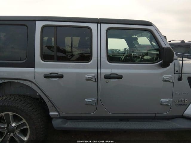 2019 JEEP WRANGLER UNLIMITED SAHARA 4X4 14