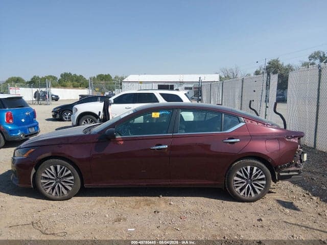 2024 NISSAN ALTIMA SV FWD 15