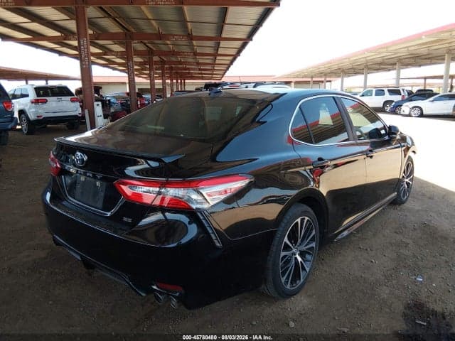 2019 TOYOTA CAMRY SE 20