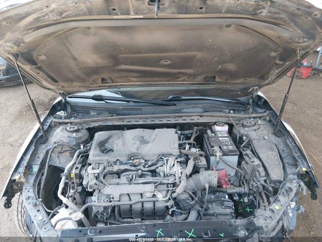 2019 TOYOTA CAMRY SE 10
