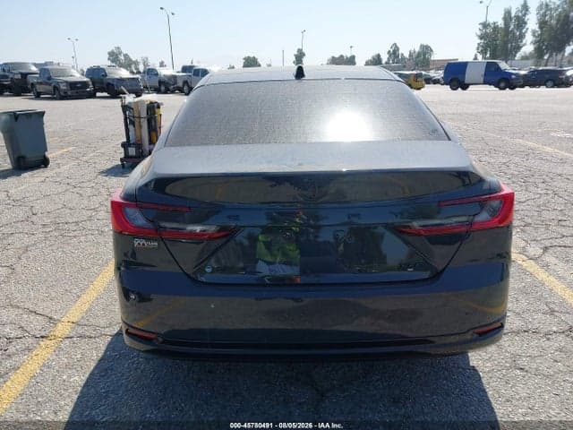 2026 TOYOTA CAMRY XLE 16